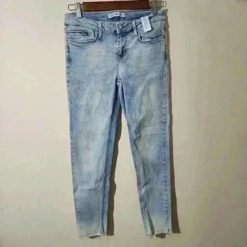 P5023 zara basic z1975 denim acid wash light wash jeans size 28 raw hem - Picture 2 of 7